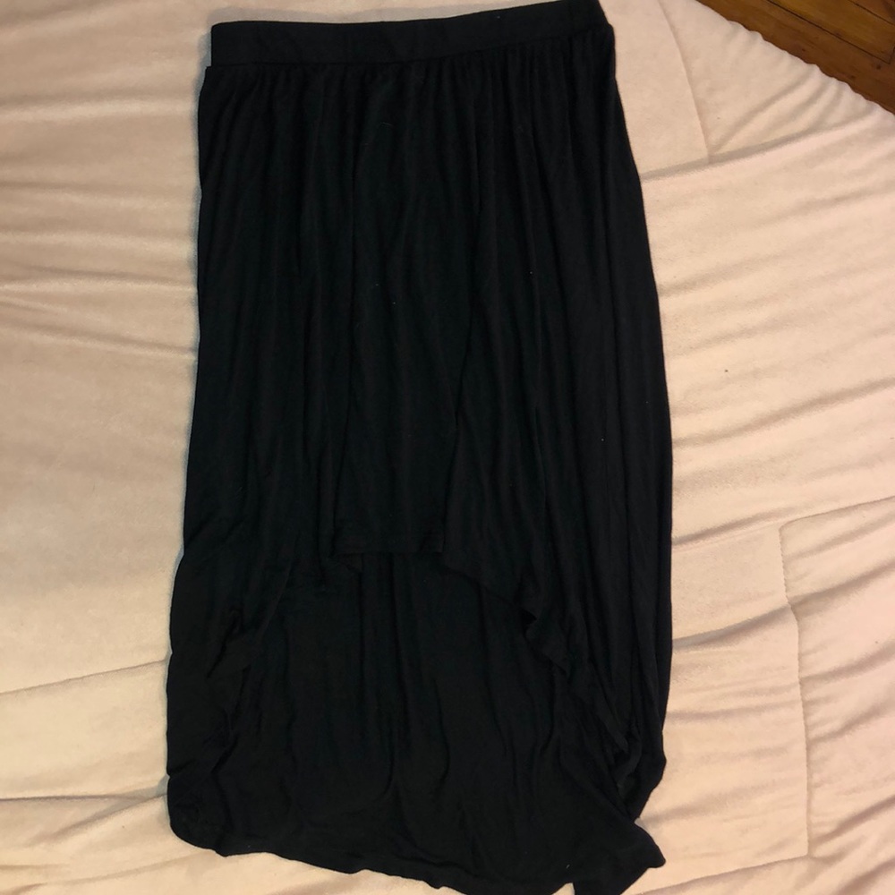 Black high low skirt